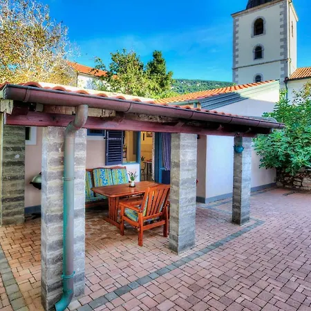 Dvori Carolina Apartment