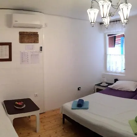 Apartament Dvori Carolina Baška